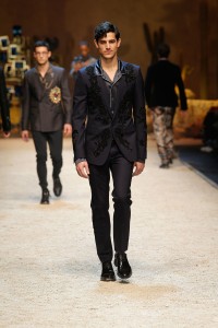 dolce-and-gabbana-fall-winter-2016-17-men-fashion-show-runway-62-1600x2400